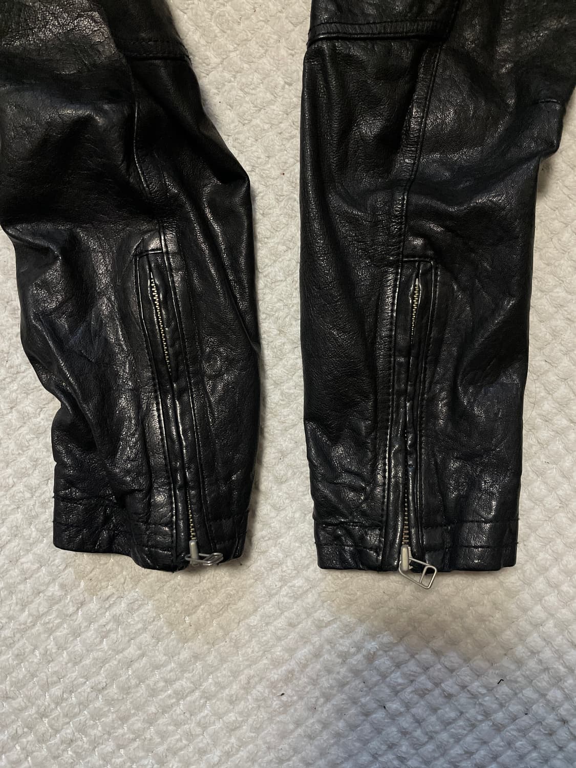 광희시장 웨스턴 무드 램스킨 양가죽 절개 레더 자켓 상품이미지6