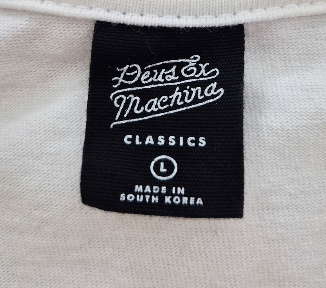 데우스 엑스 마키나 민소매 나시티 상품이미지3