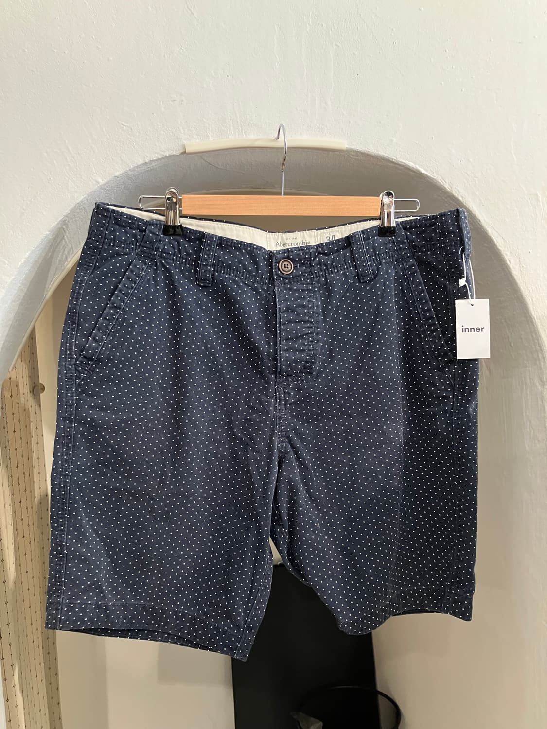 Abercrombie & Fitch 도트 패턴 치노 쇼츠 34 상품이미지1