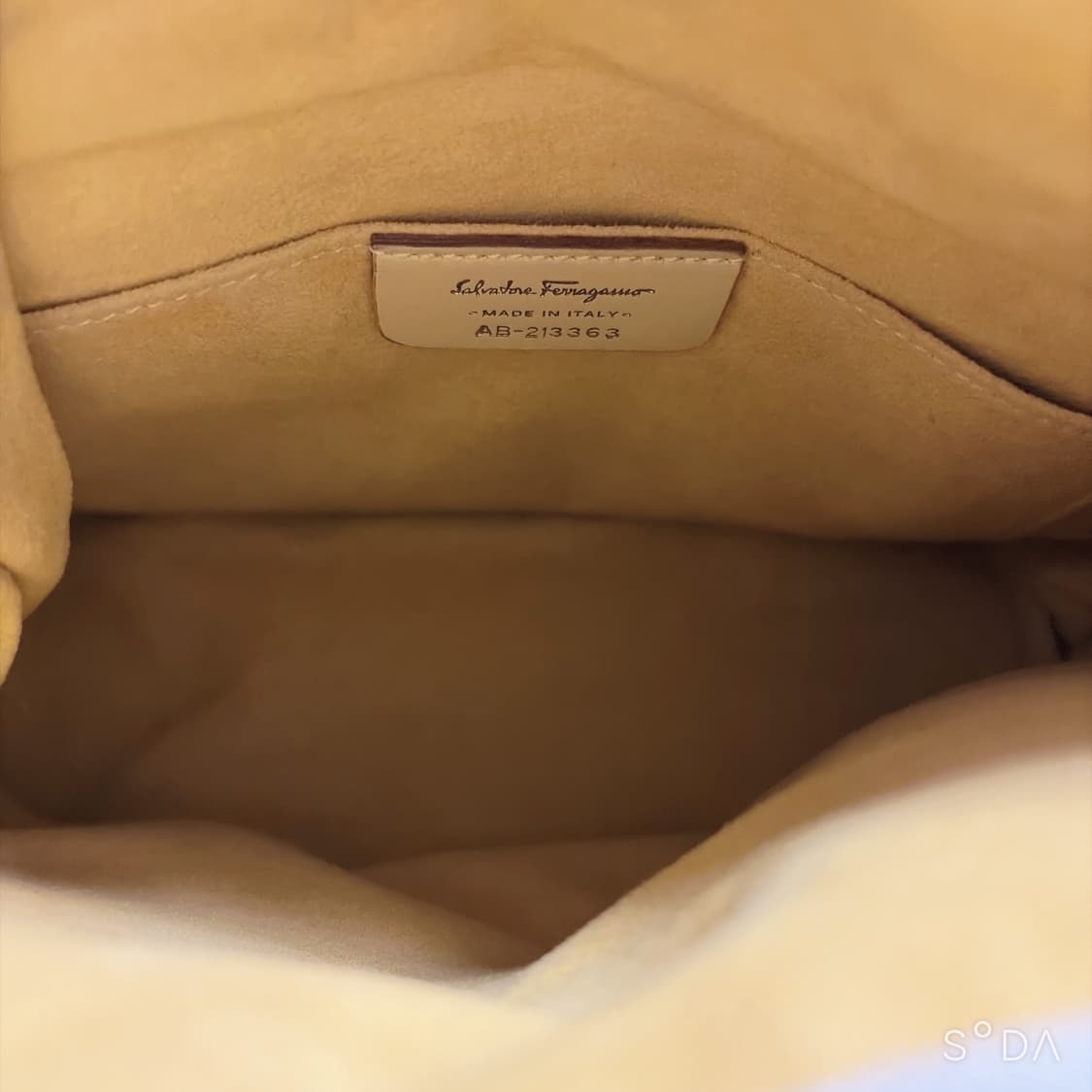 페라가모 옐로우 버킷백 토트백 상품이미지9