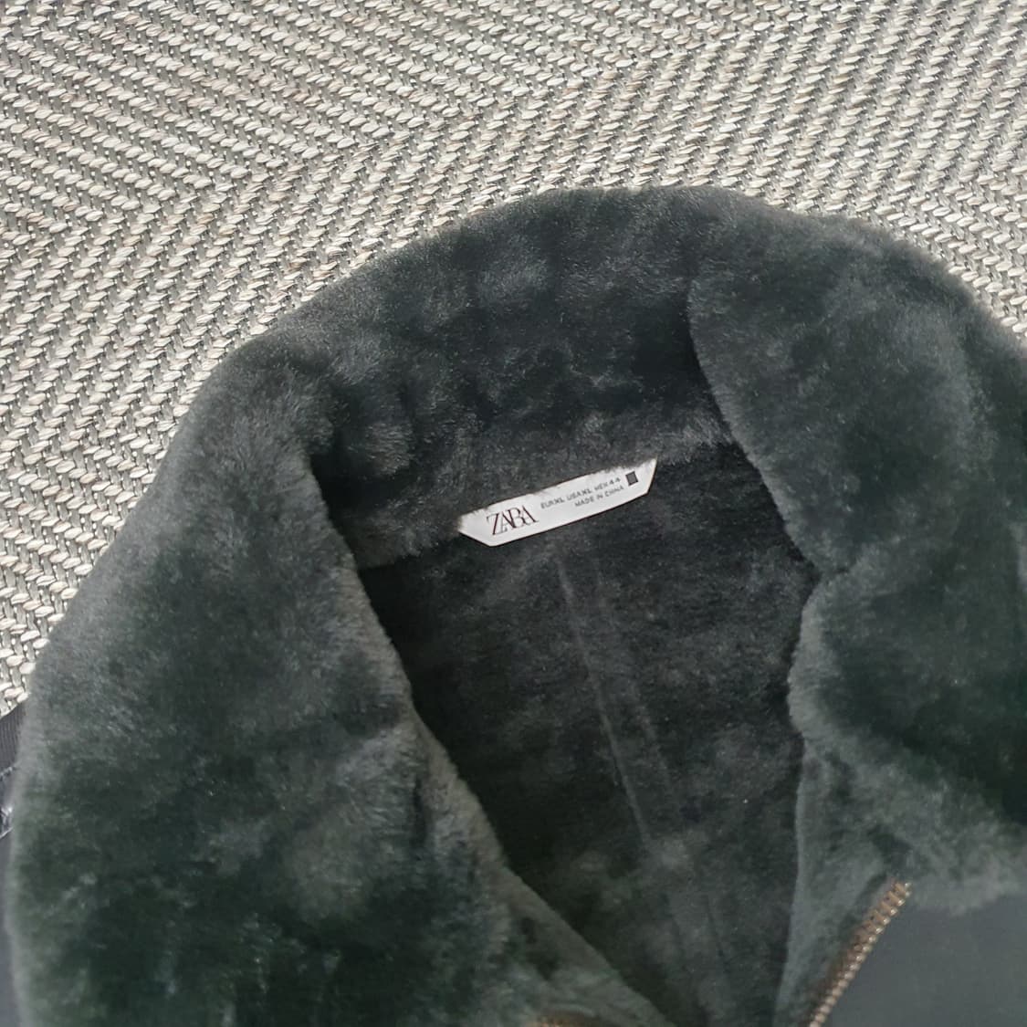 자라 퍼카라 집업점퍼 남자105 상품이미지2