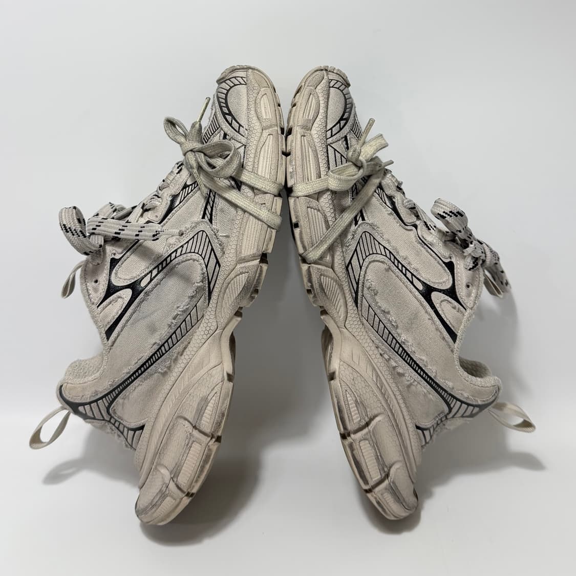 발렌시아가 더티 컷 아웃 3XL 스니커즈 (255 260)  상품이미지4