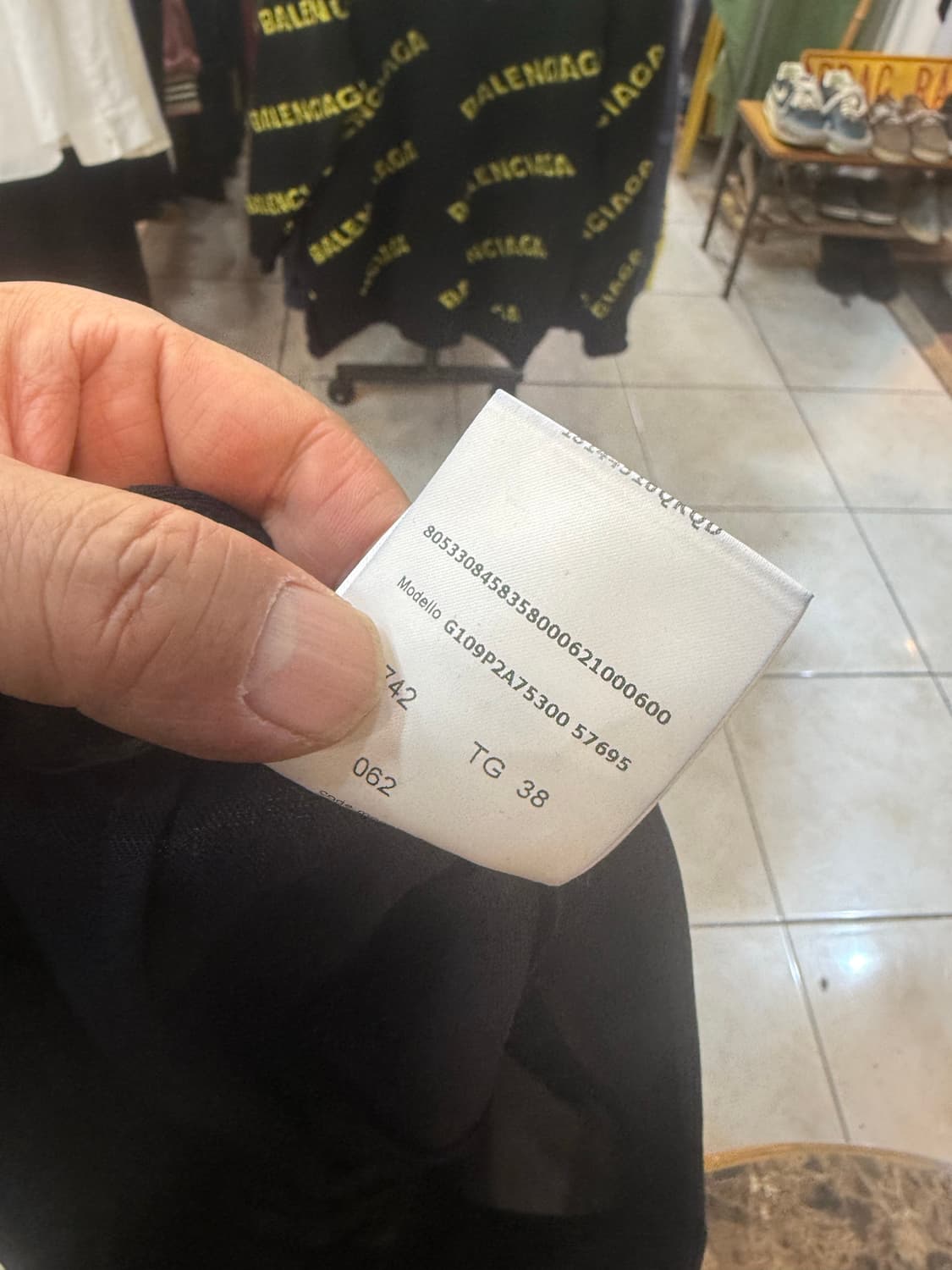 38/28 정품 몽클레어 원모 새바지 팝니다 상품이미지7