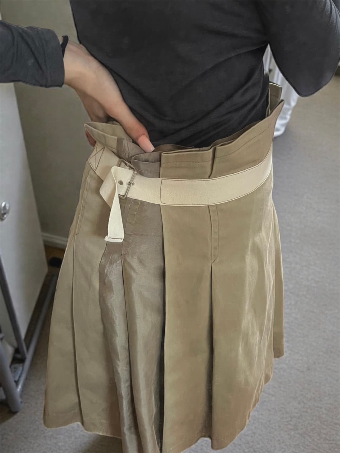 꼼데가르송 트리콧 미디 스커트 상품이미지1