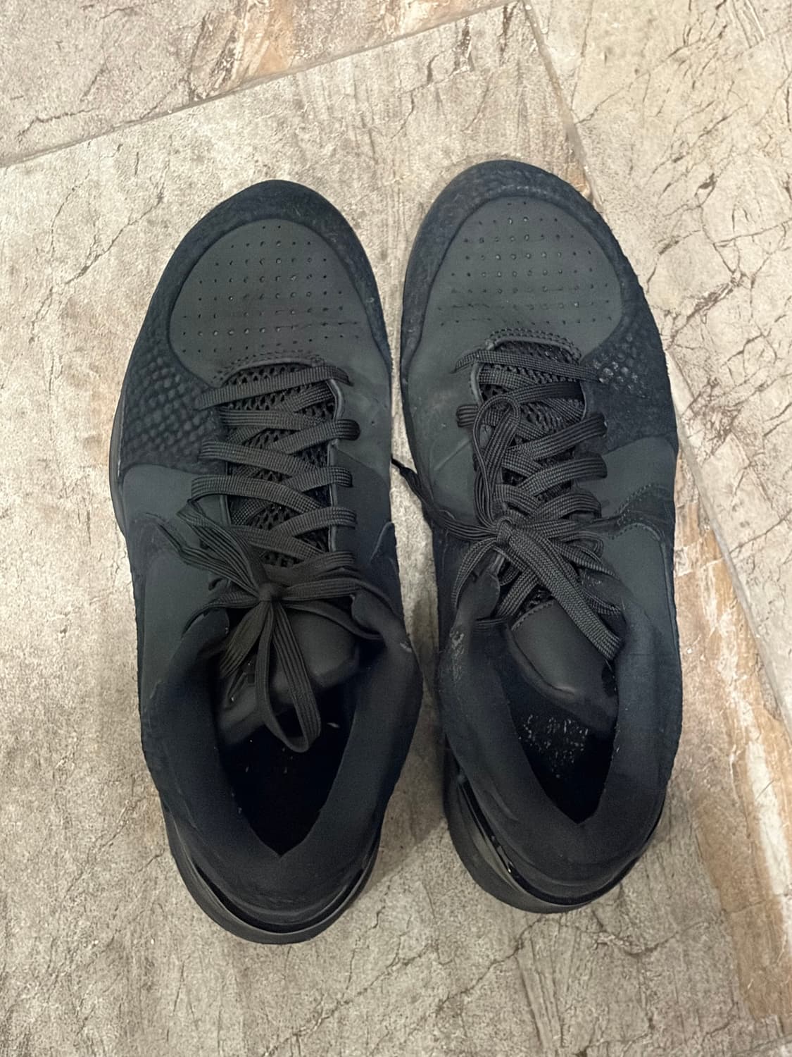 코비4 285 유니버시티 블랙 판매 상품이미지1