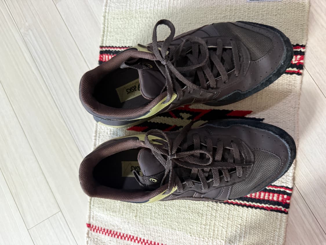 아식스 asics uk5.5 245 상품이미지1