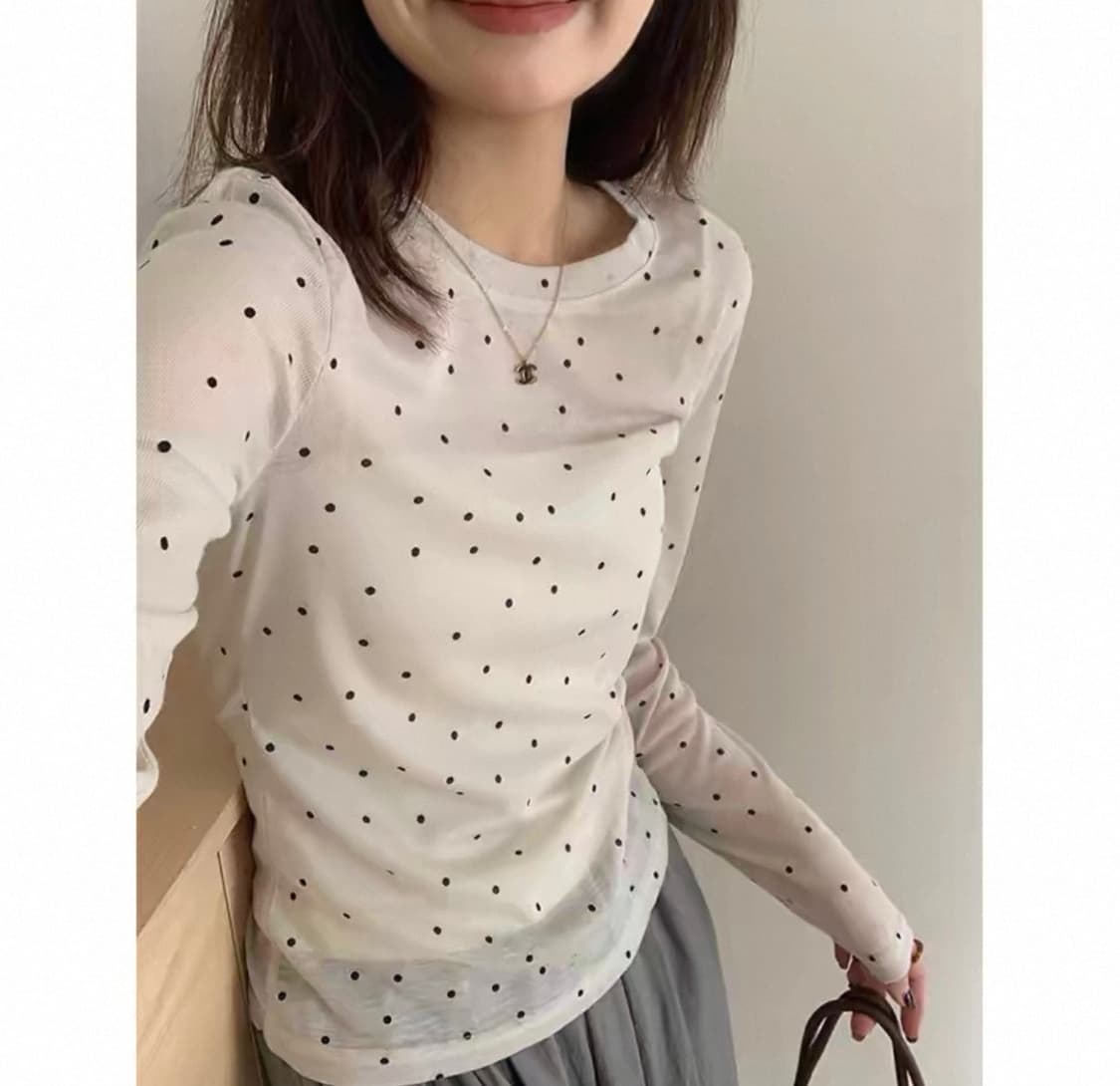 땡땡이 도트 레이어드 긴팔티 상품이미지1