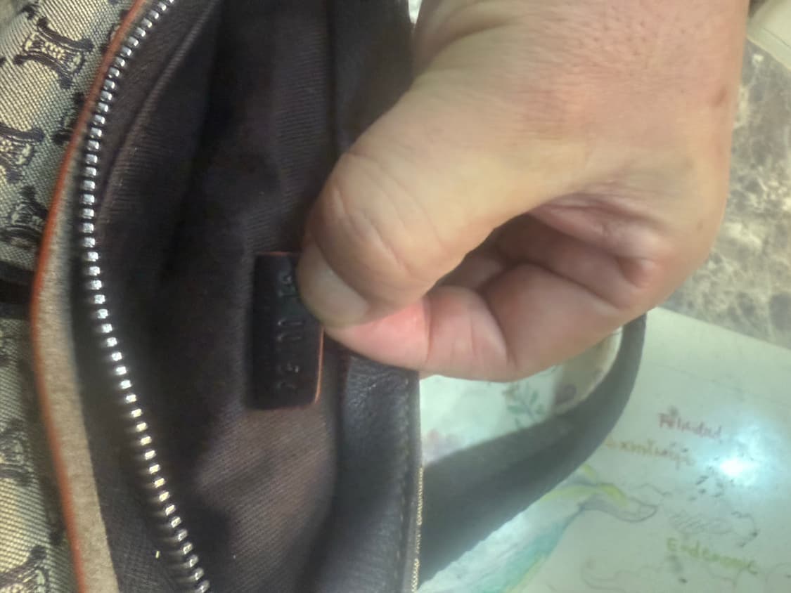 정품 셀린느 마카담 힙색 팝니다 상품이미지8