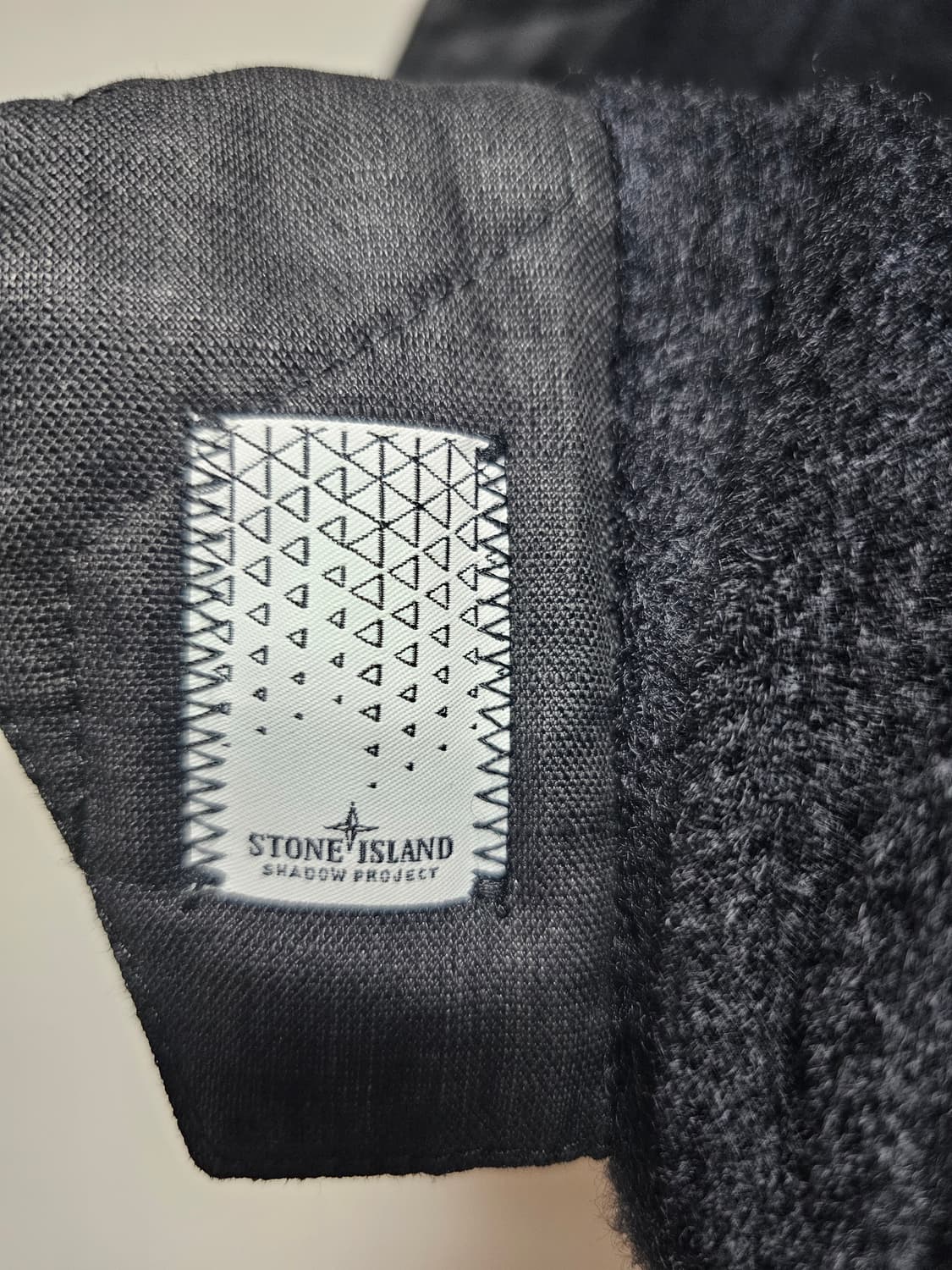 스톤아일랜드 쉐도우프로젝트 러버라이즈드 리넨 다운 패딩 자켓 상품이미지7