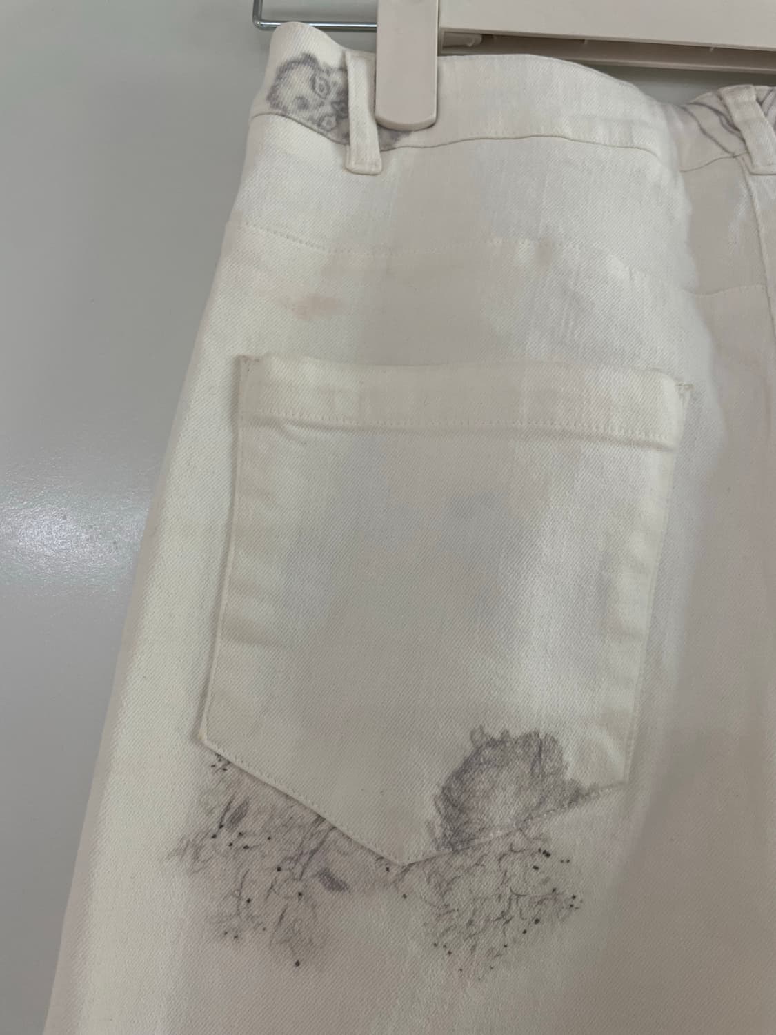 Cosmoss 화이트 무늬 팬츠 상품이미지3