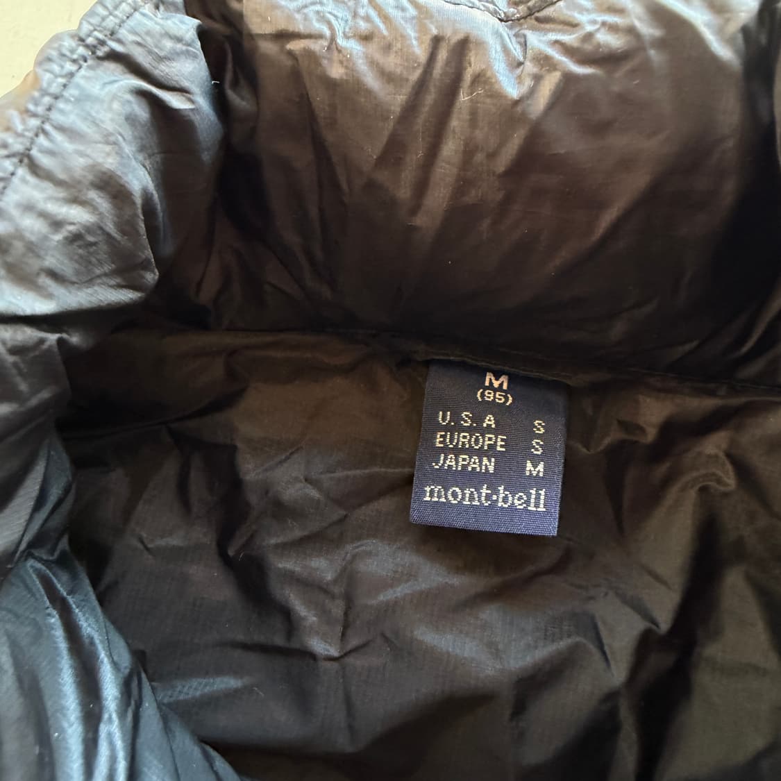 몽벨 로렌스 다운 자켓 상품이미지6