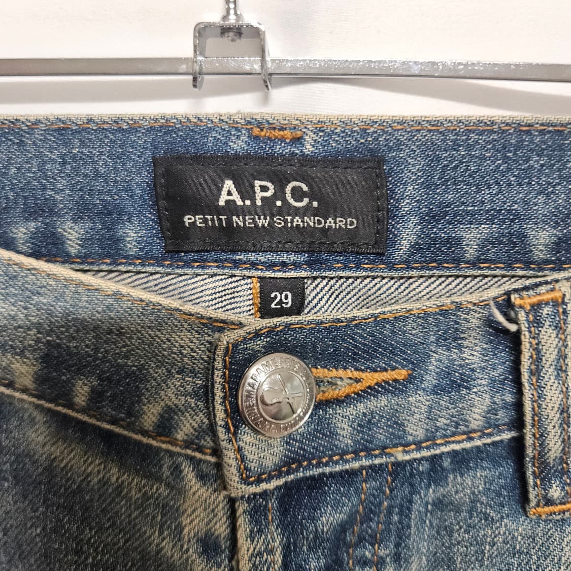 APC 아페쎄 Japan 쁘띠 뉴스탠다드 컷팅 데님팬츠 29 상품이미지4