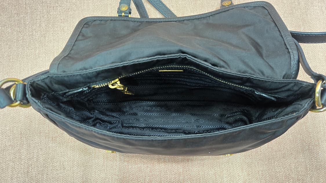 프라다 정품 나일론  포코노 크로스백    상품이미지7