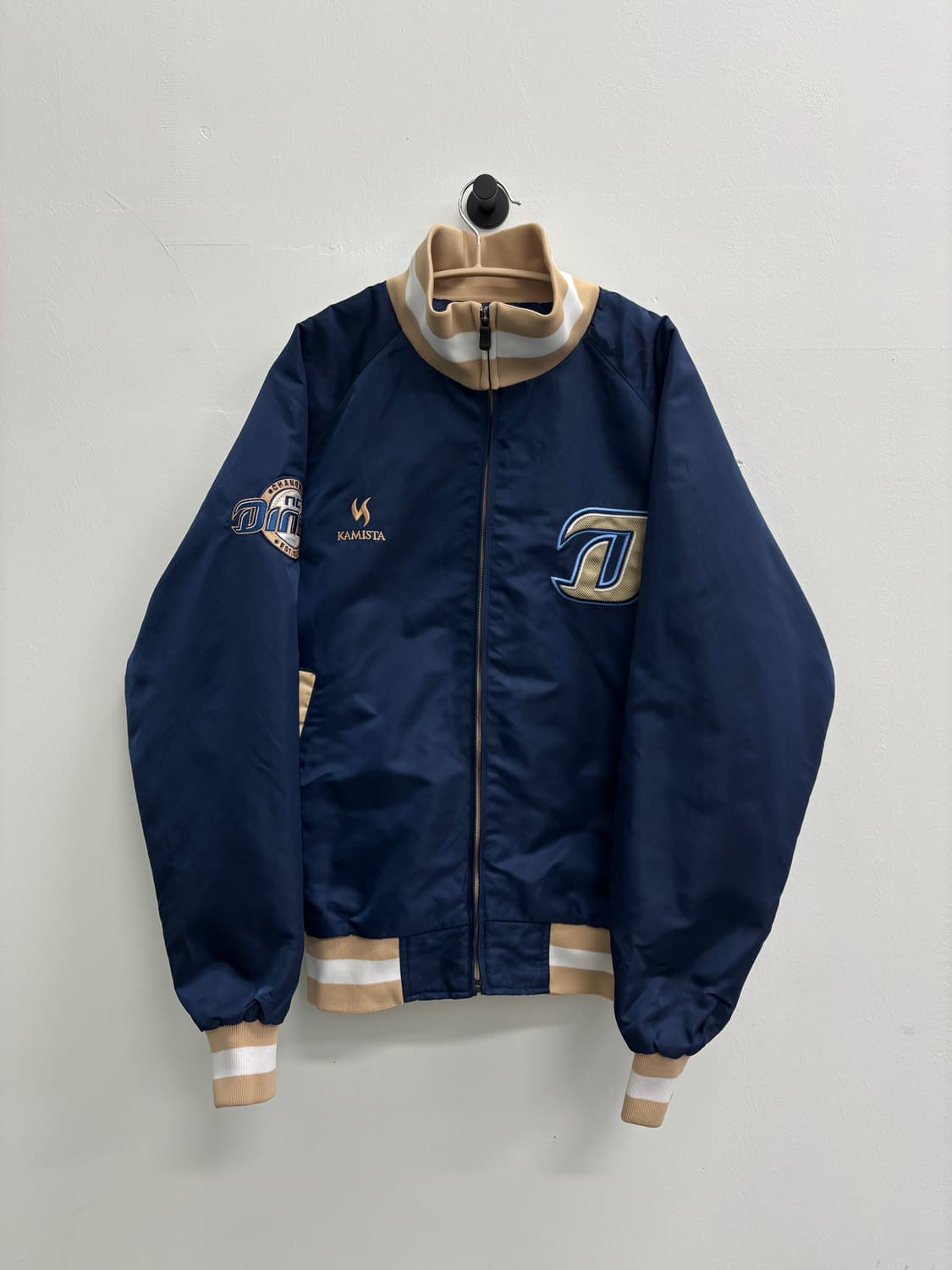 NC 다이노스 구단 집업 자켓 상품이미지1