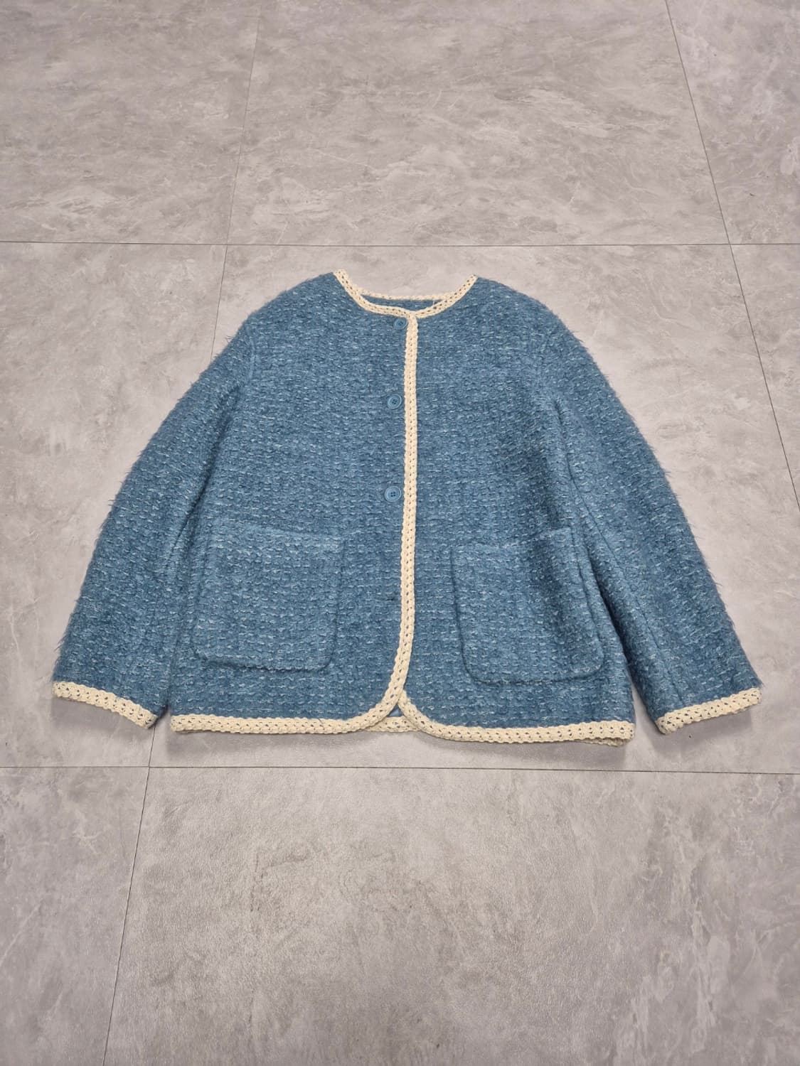 써스데이 아일랜드 23FW 상품이미지1