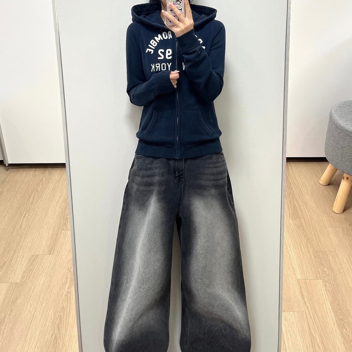 아베크롬비 딱붙핏 자수로고 네이비 후드집업 상품이미지1