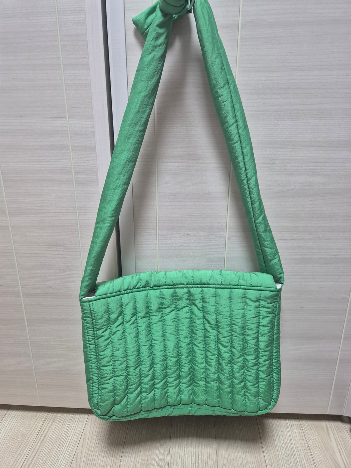 시엔느 패딩 가방 크로스 가방 상품이미지4