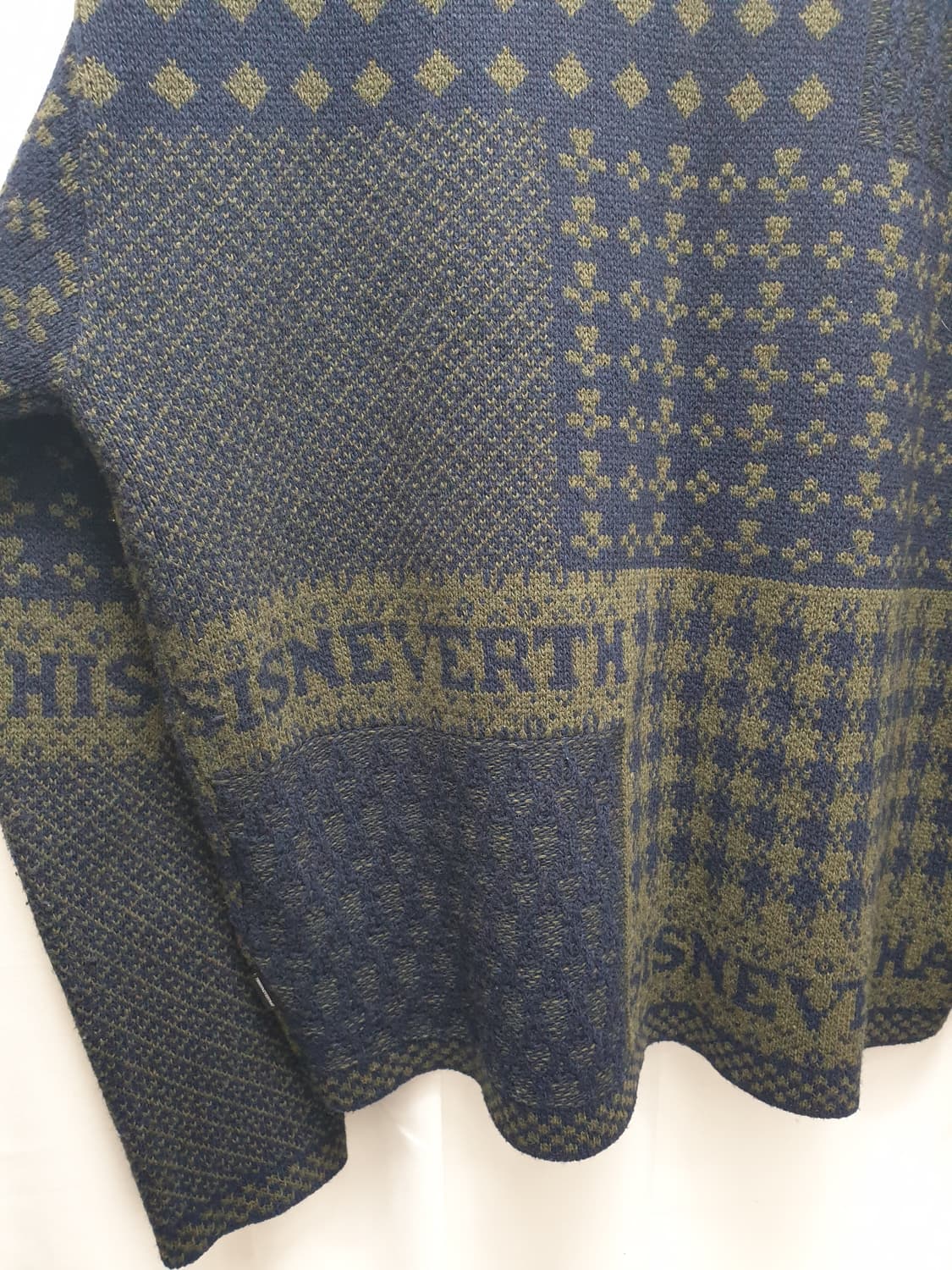 디스이즈네버댓 패턴 니트 M 상품이미지3