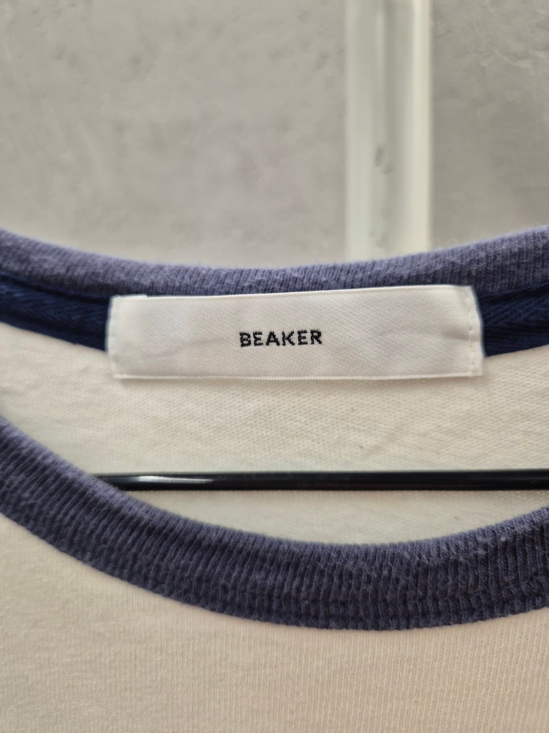 BEAKER 베이커 반팔 티셔츠 아이보리 상품이미지4