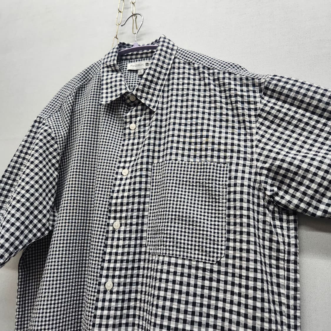 유니클로xJW앤더슨 원포켓 시어서커 체크 반팔셔츠L(XL) 상품이미지3