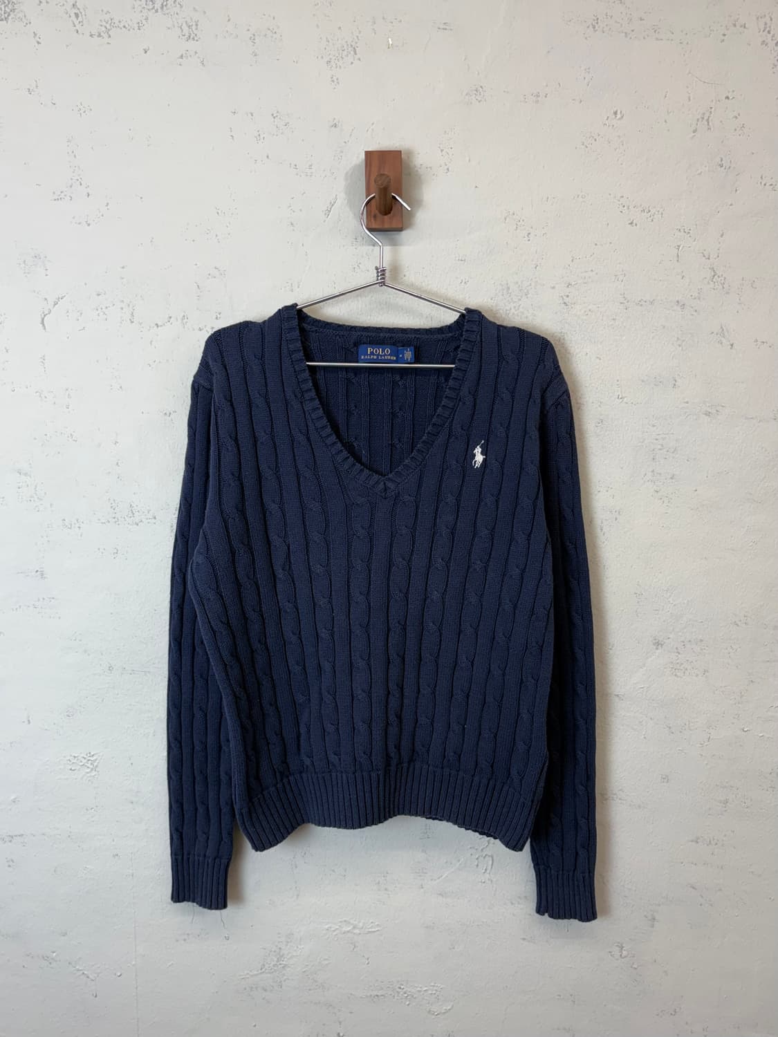 폴로랄프로렌 브이넥 케이블 니트 네이비 상품이미지1