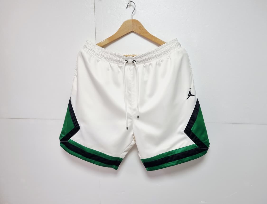 남성 상태굿 나이키 조던 사틴 쇼츠 반바지 팬츠 바지 트레이닝복 상품이미지1