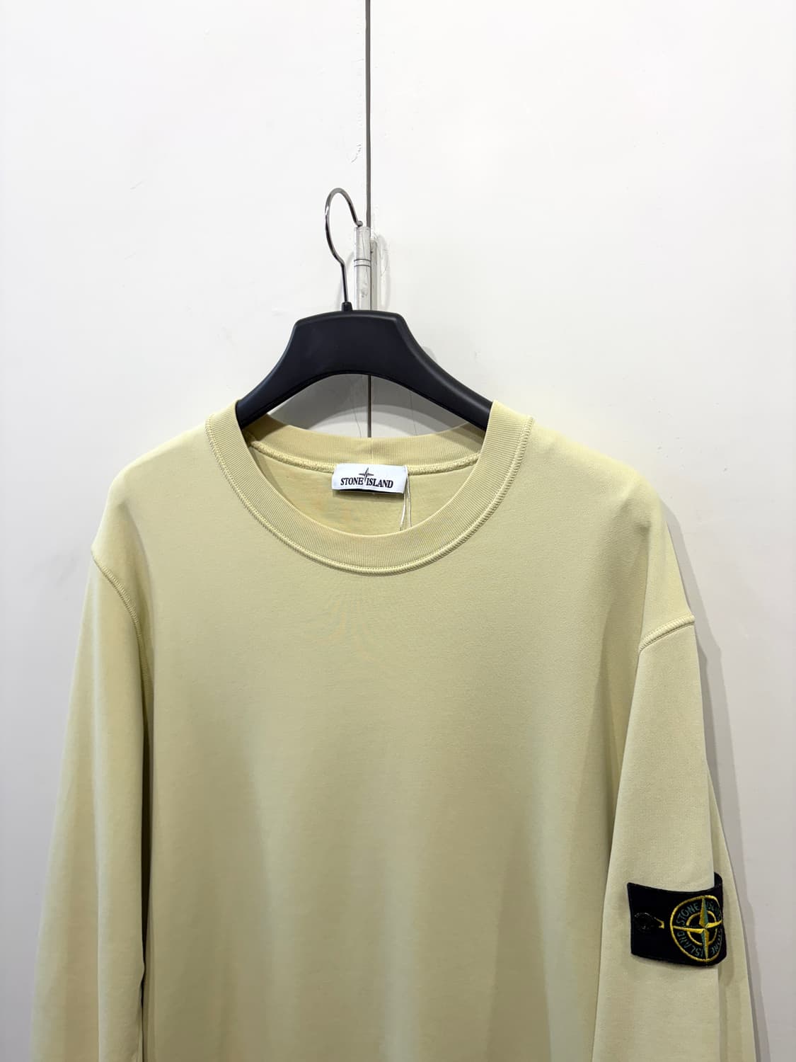 스톤 아일랜드 와펜 스웻 셔츠 상품이미지3
