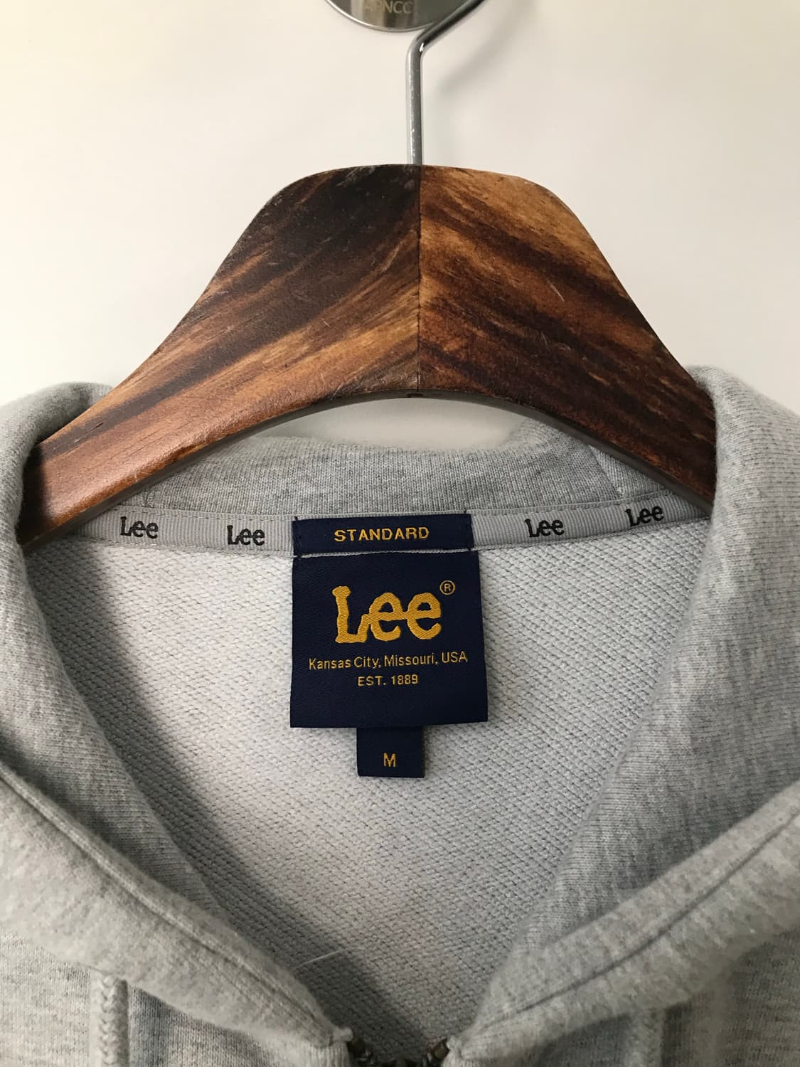 Lee 리 자수로고 그레이 후드집업 상품이미지8