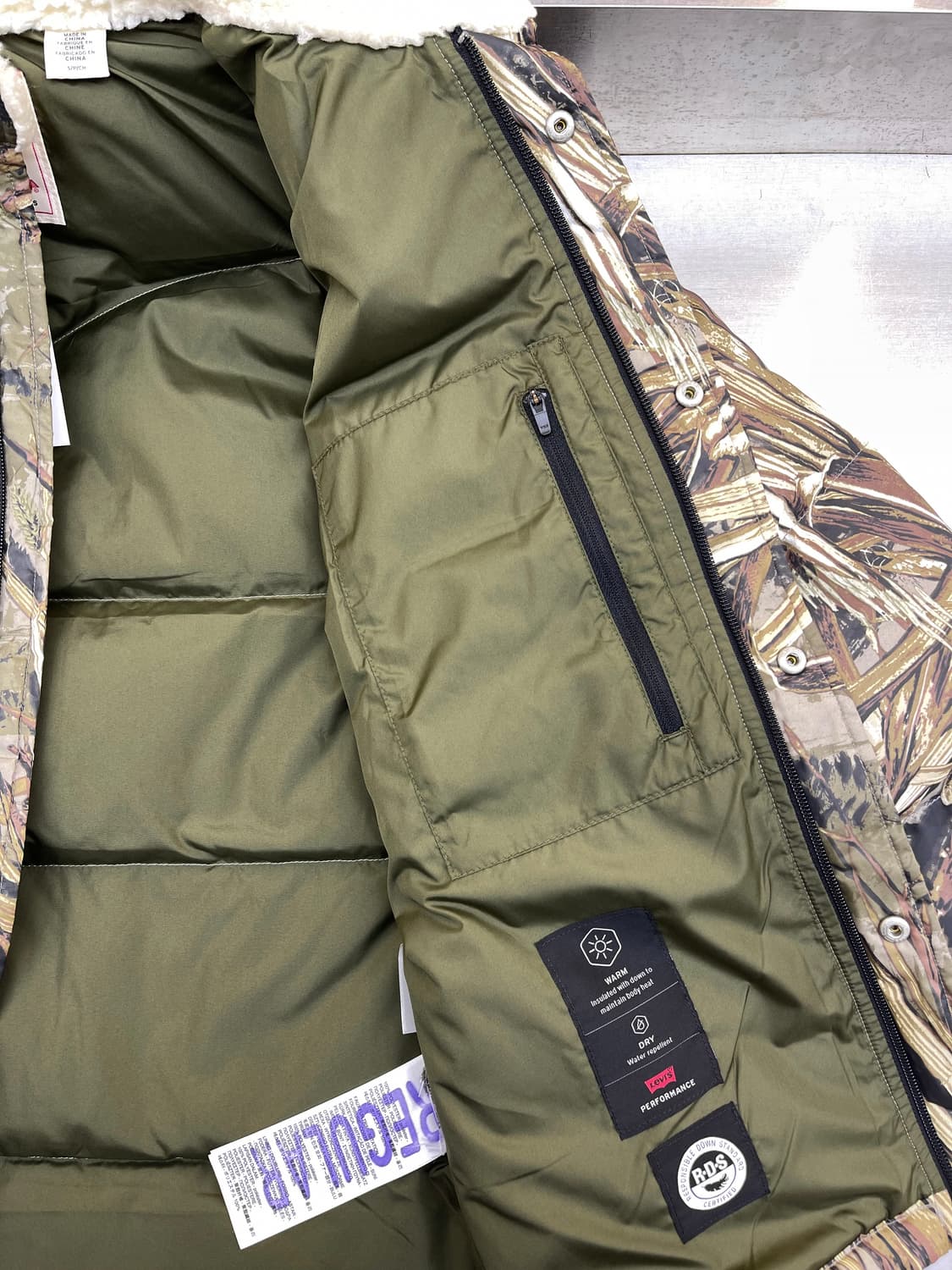 리바이스 리얼트리 카모 다운자켓 상품이미지6