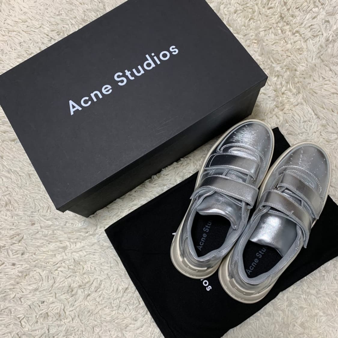 [42] 아크네 스튜디오 페리 벨크로 스니커즈 실버 상품이미지1