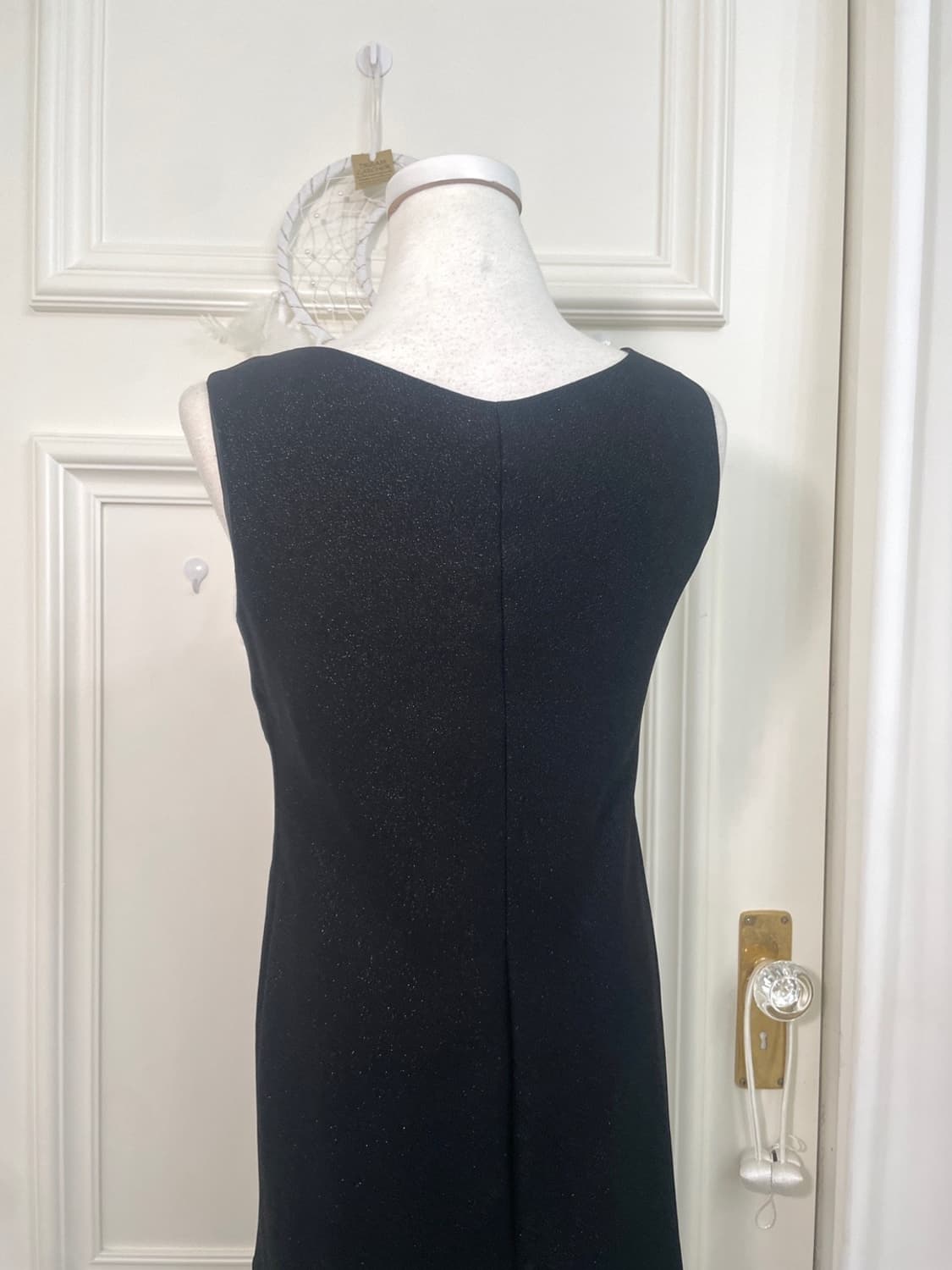 black v-neck ruffle glitter lining opc s 상품이미지4