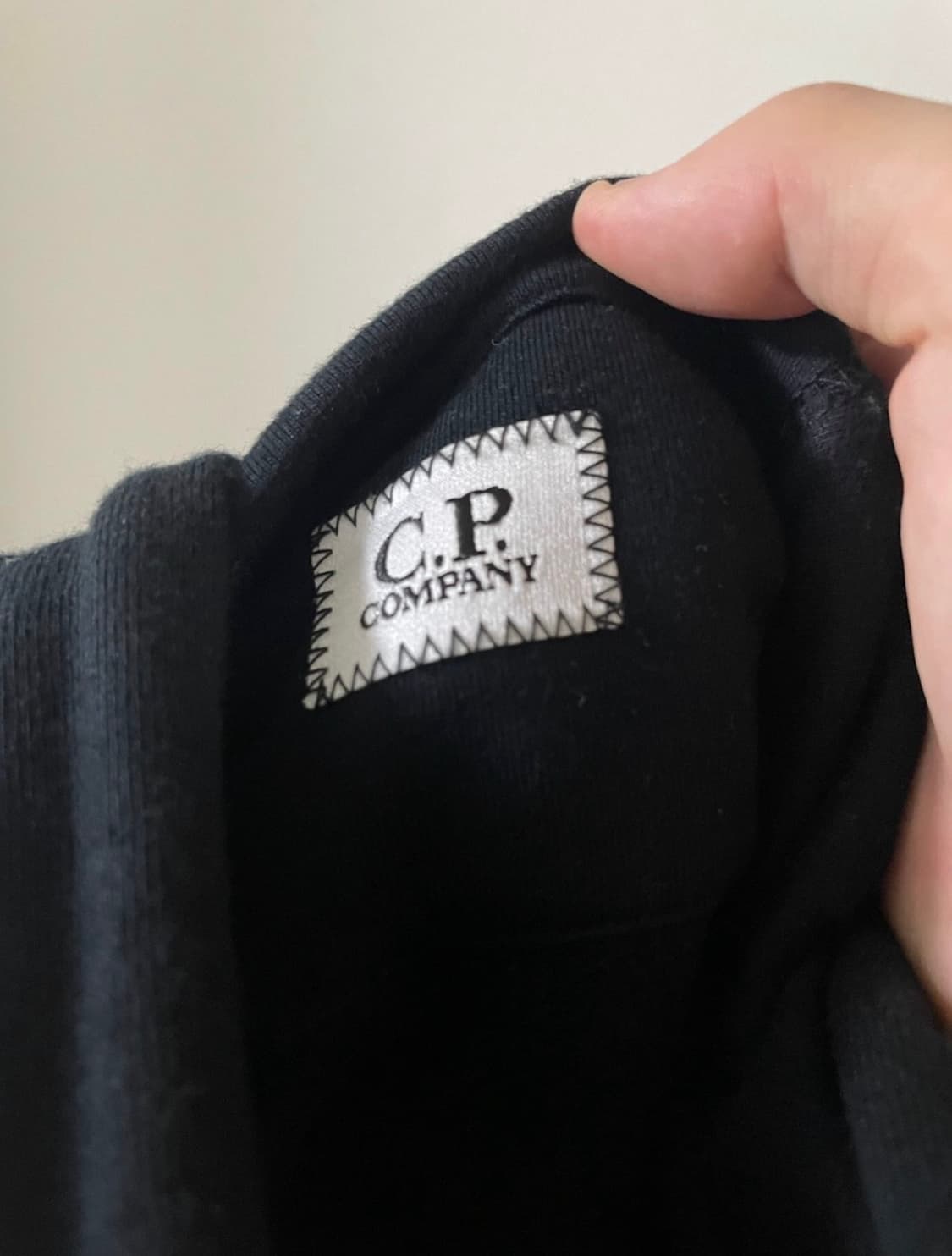 씨피 컴퍼니 cp company 후드티 s 판매합니다 상품이미지4