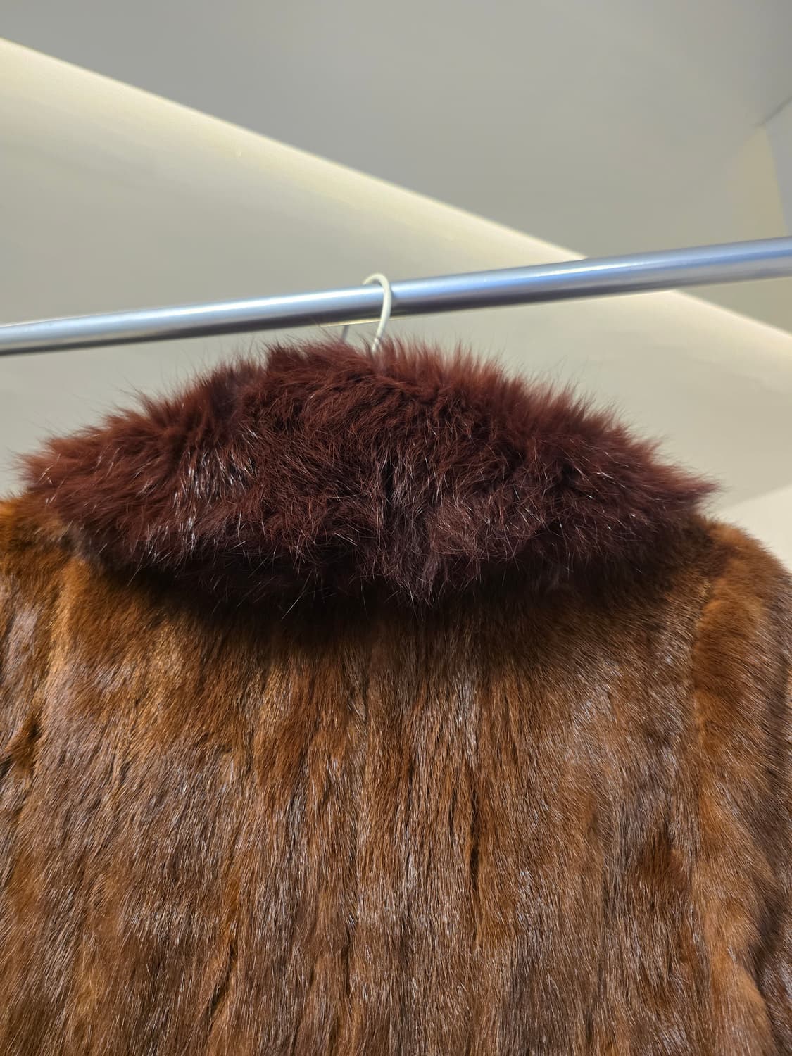 브라운 컬러 밍크모피코트 상품이미지4