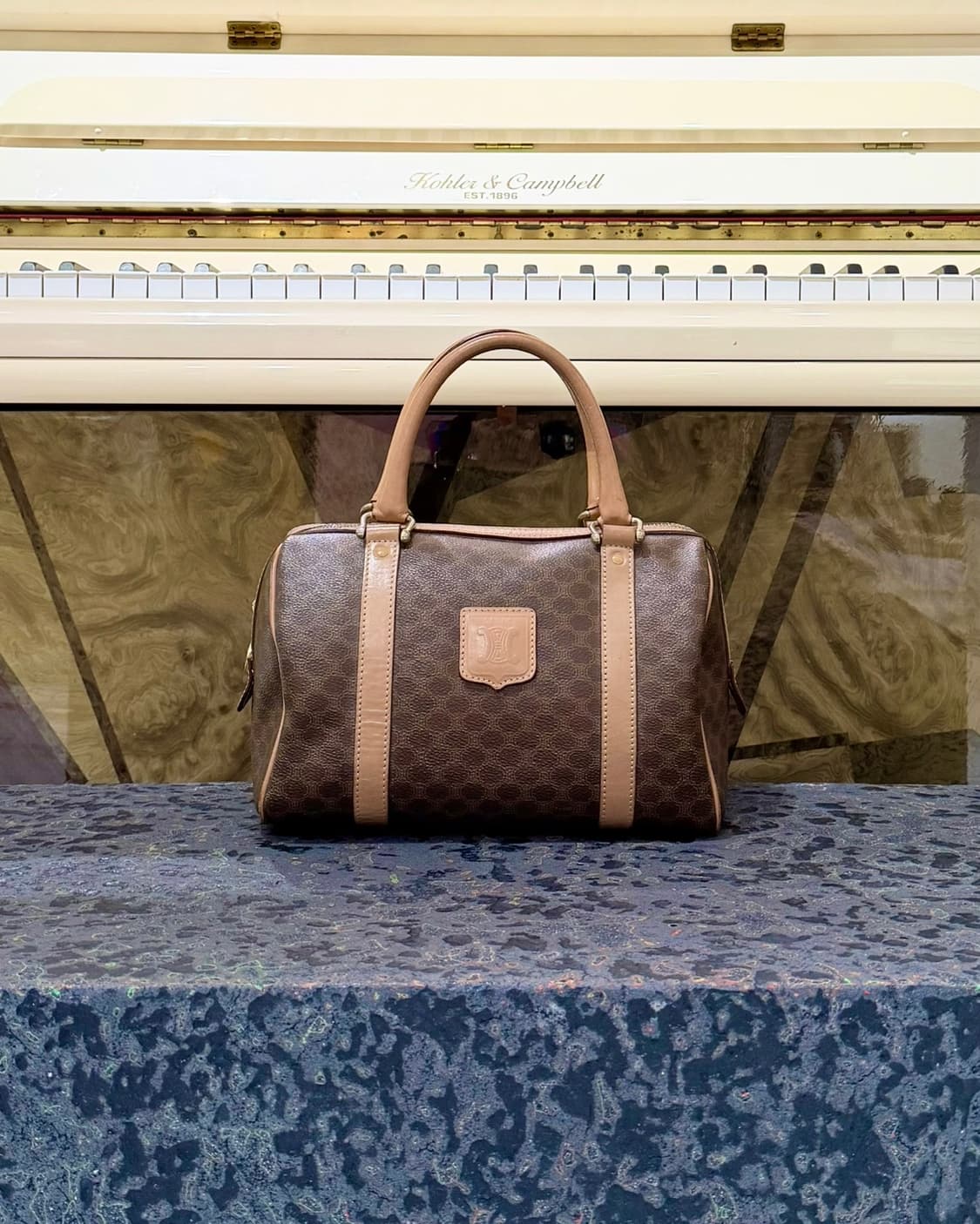 셀린느 브라운 마카담 코팅 캔버스 보스턴백 상품이미지1