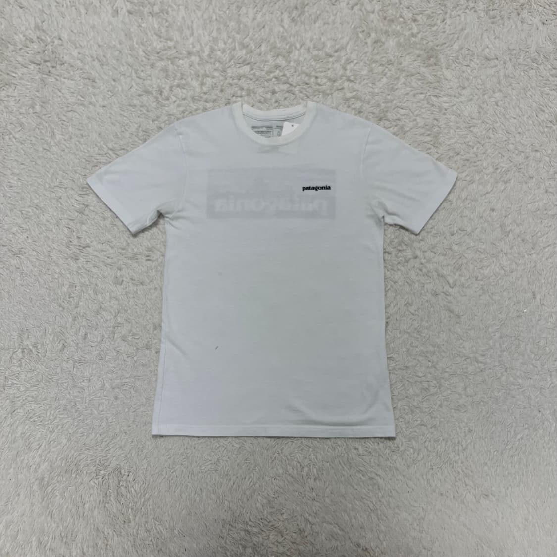 Patagonia white t-shirt  상품이미지4