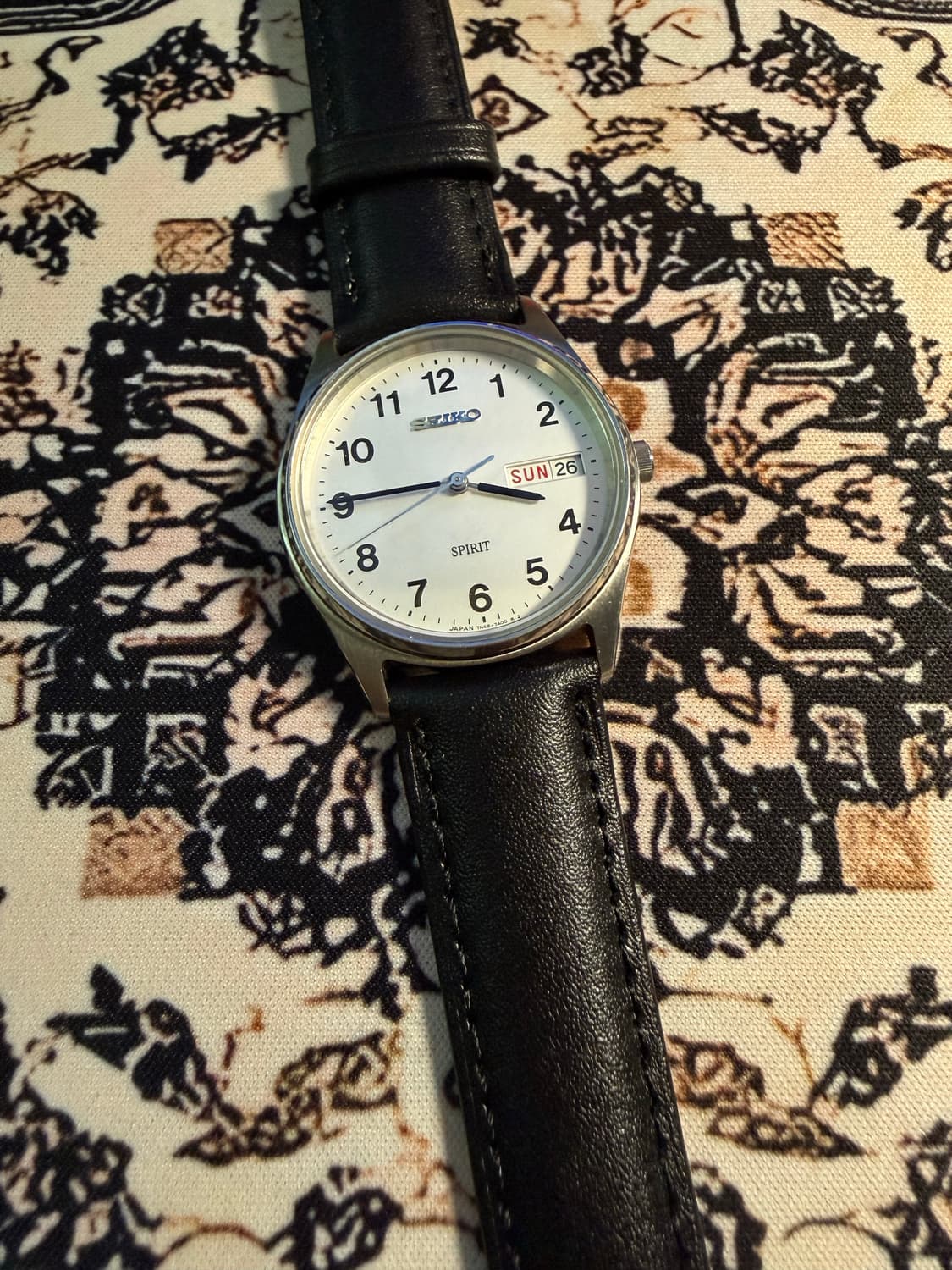 SEIKO 빈티지 쿼츠 시계 상품이미지1