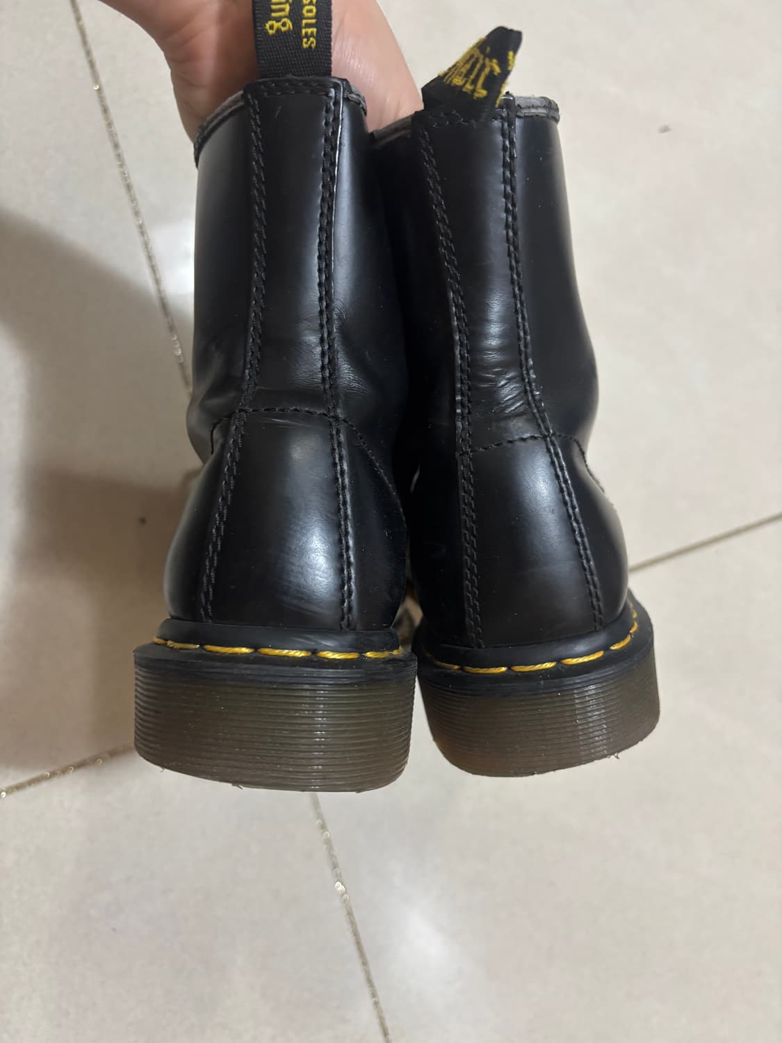 닥터마틴 1460 8홀 240-5 상품이미지6