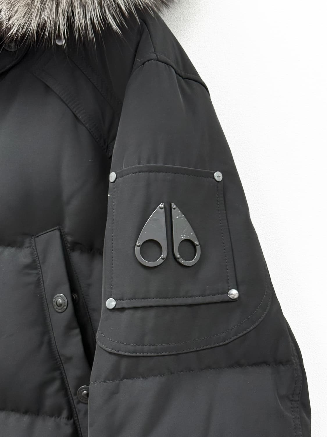 Moose Knuckles Silver Fox Fur 상품이미지2