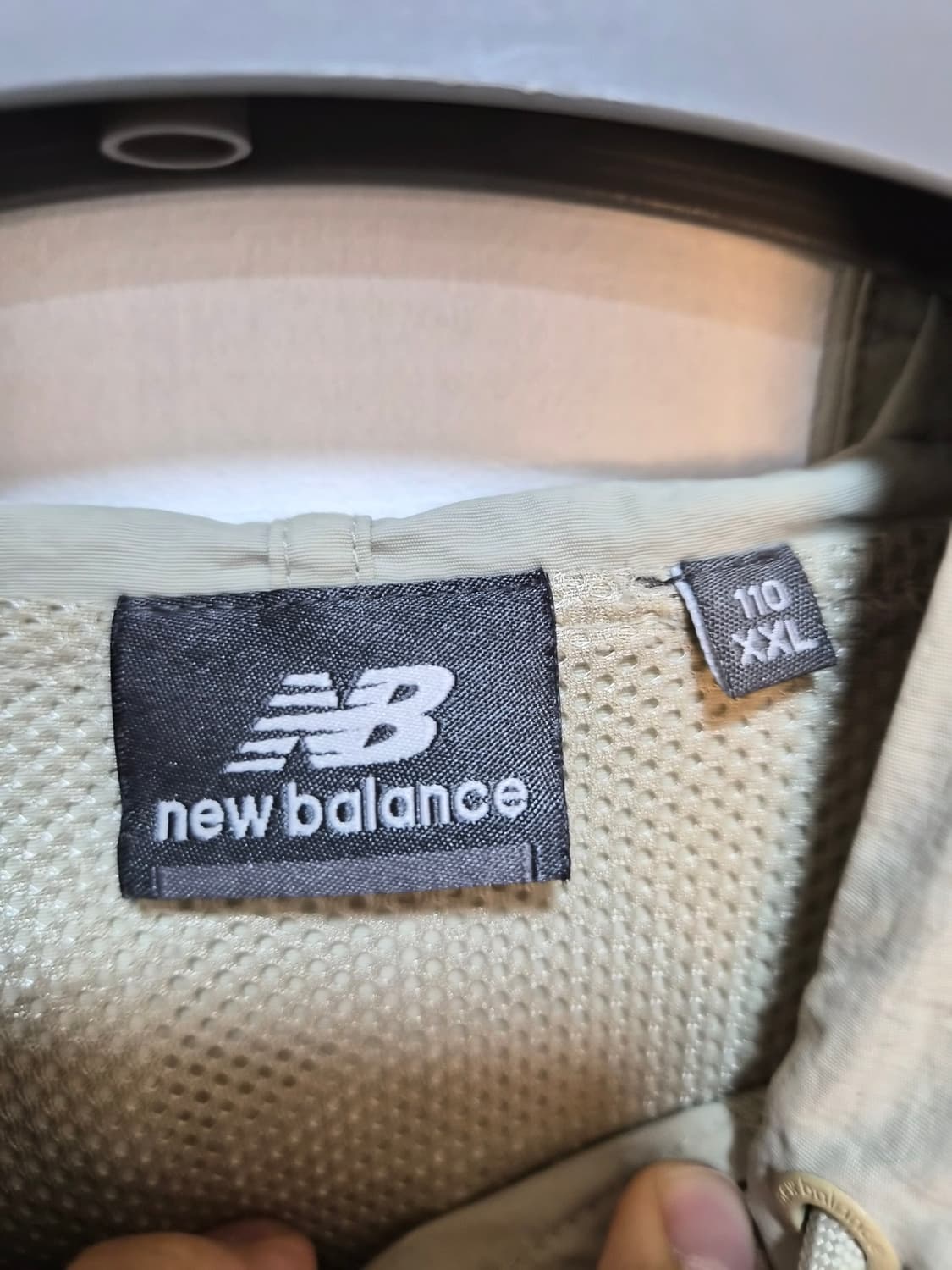 XXL) 뉴발란스 바람막이 팝니다 상품이미지3