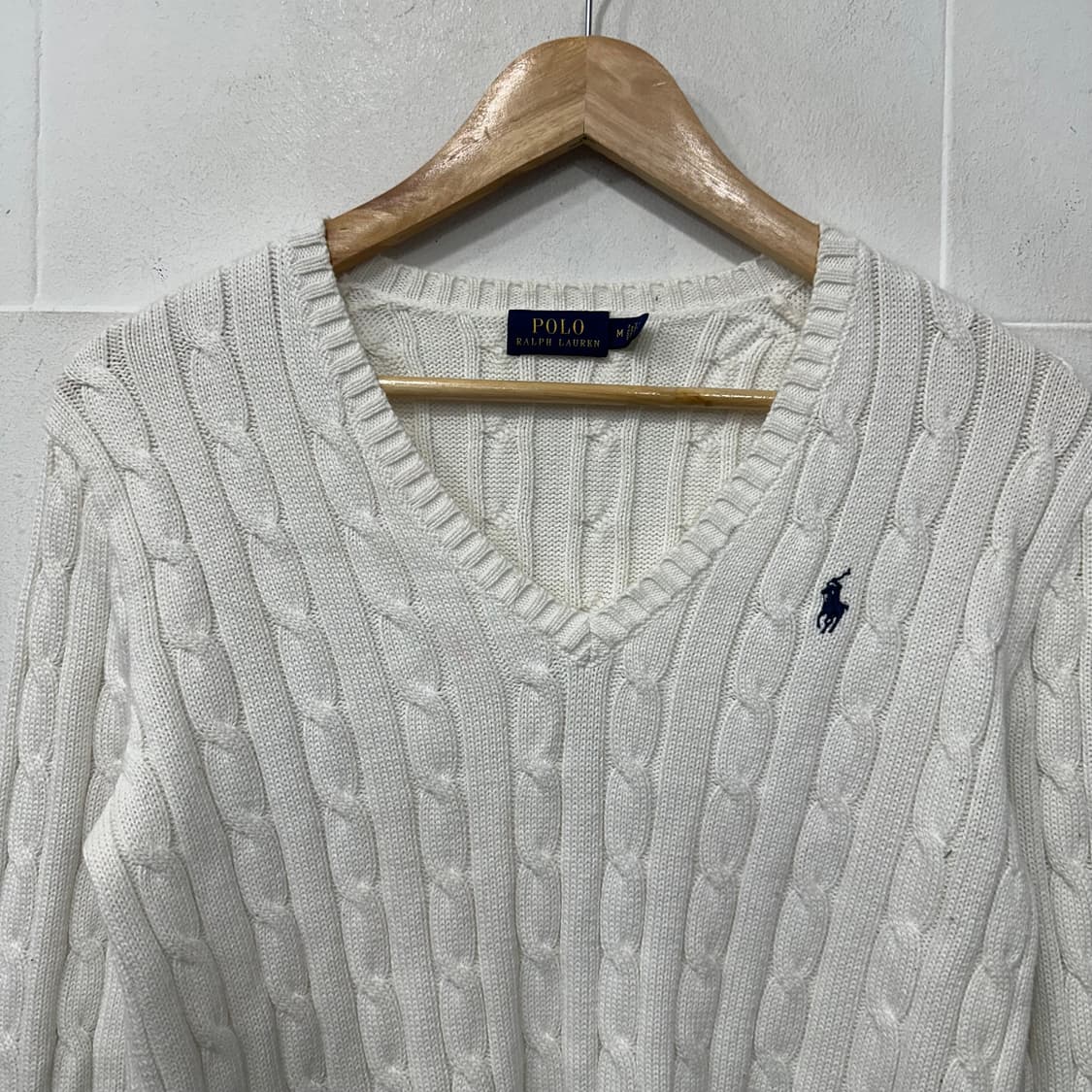 폴로 브이넥 꽈배기 니트 상품이미지2