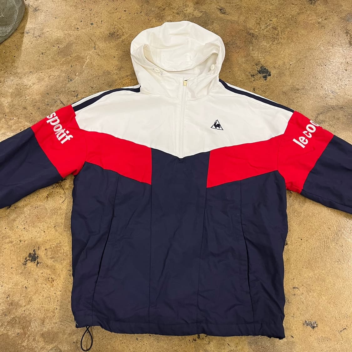 [정품/M] 르꼬끄 화이트 네이비 바람막이 후드 자켓 b15 상품이미지3
