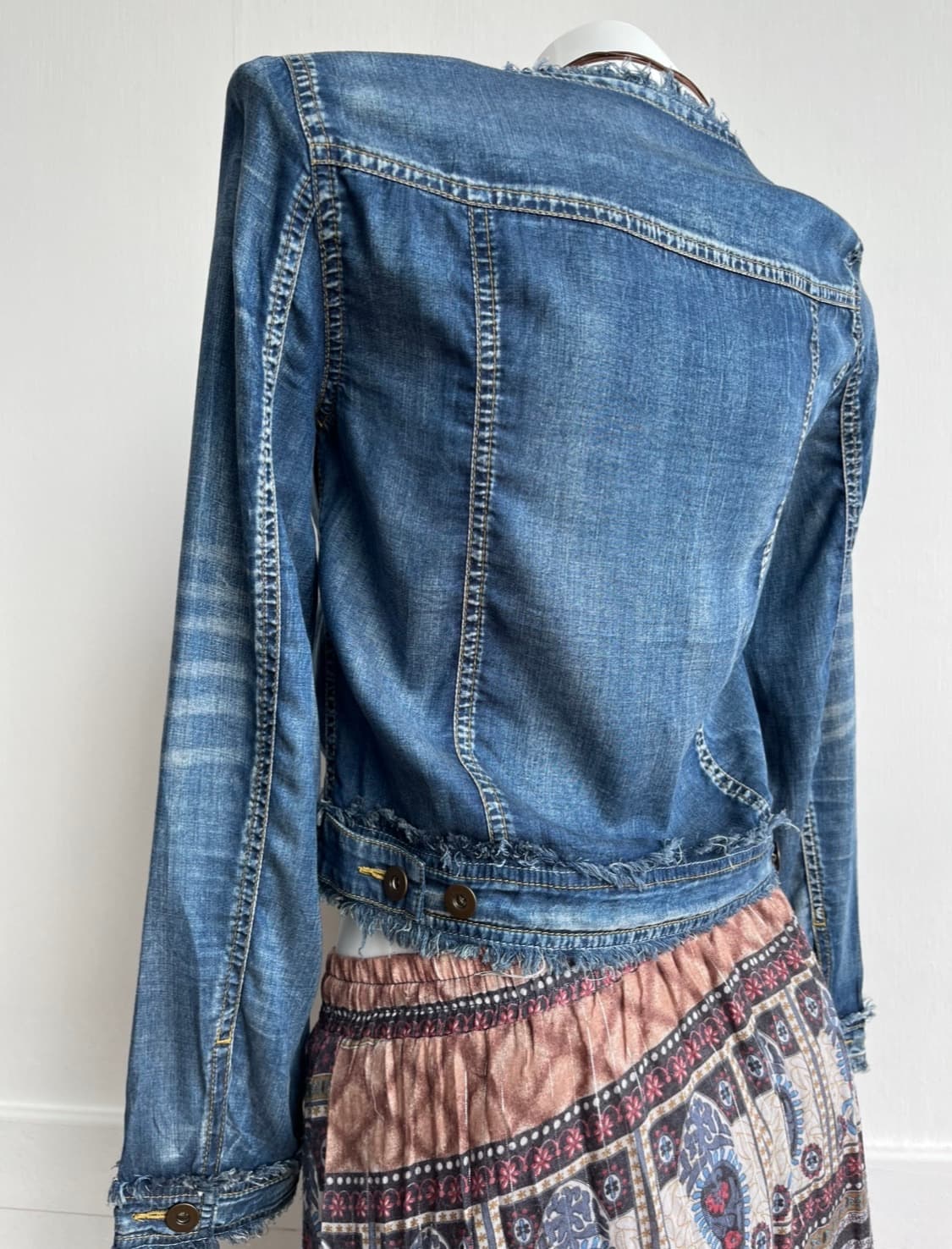 GRAND TABLE 프린지 트림 데님 자켓 상품이미지6