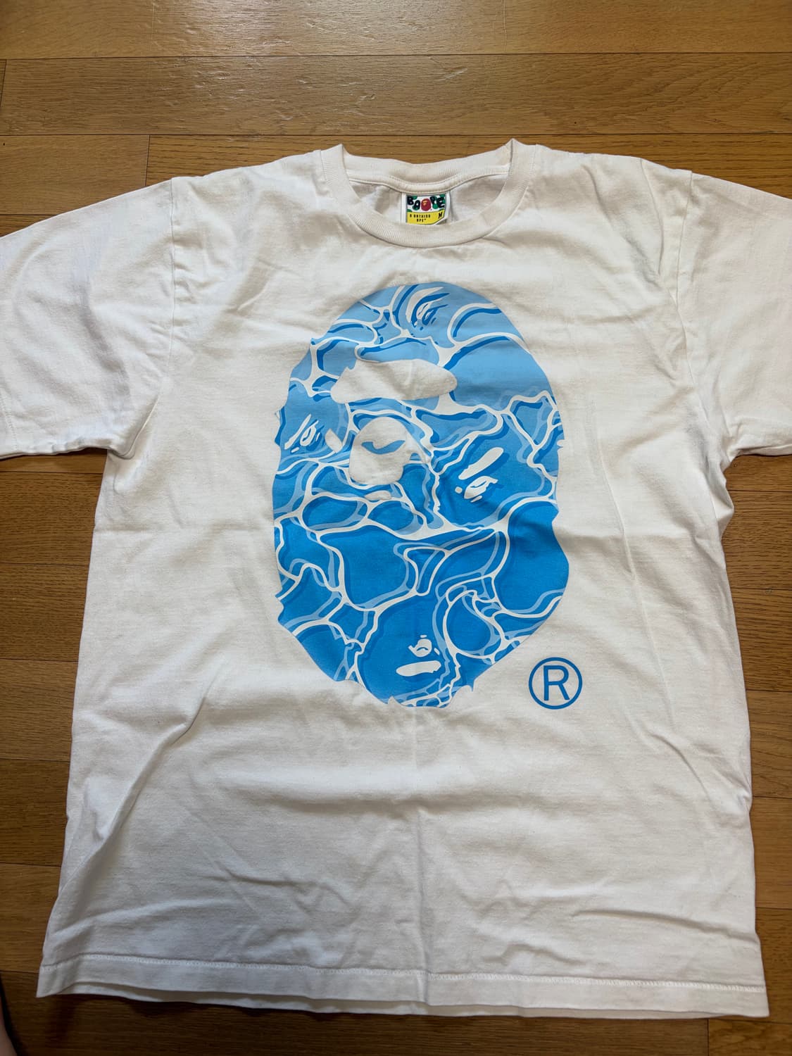 베이프 반팔티 m 상품이미지1