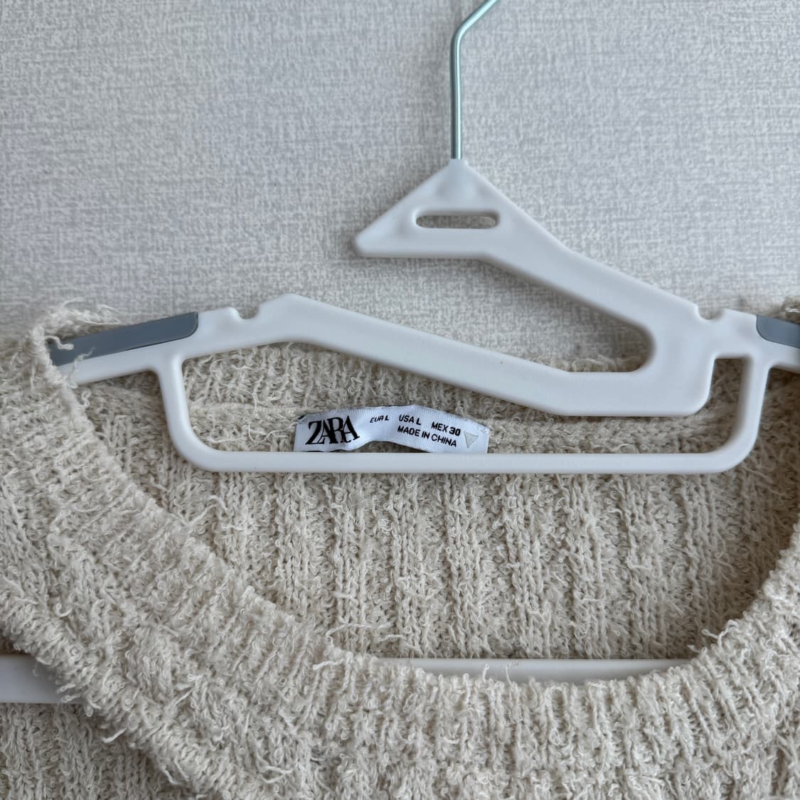 자라 컷아웃 셔닐 스웨터 니트 상품이미지2