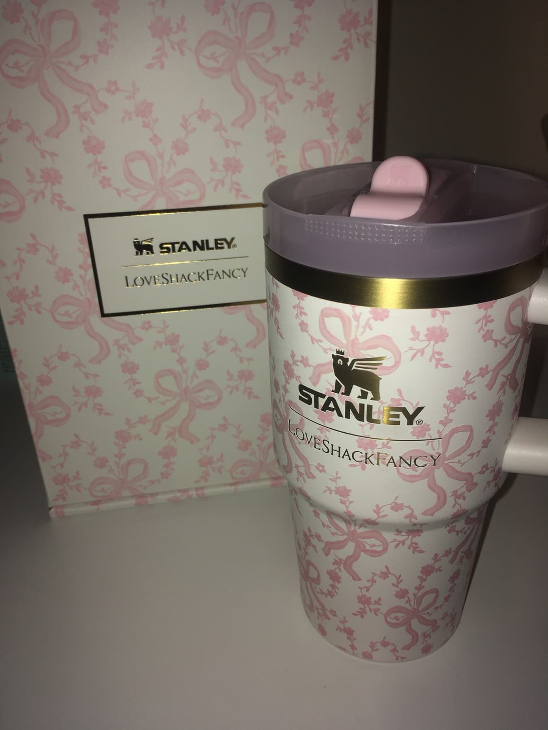 스탠리 한정판 러브쉐이크팬시 591ml 새상품 박스그대로 오픈x 상품이미지1