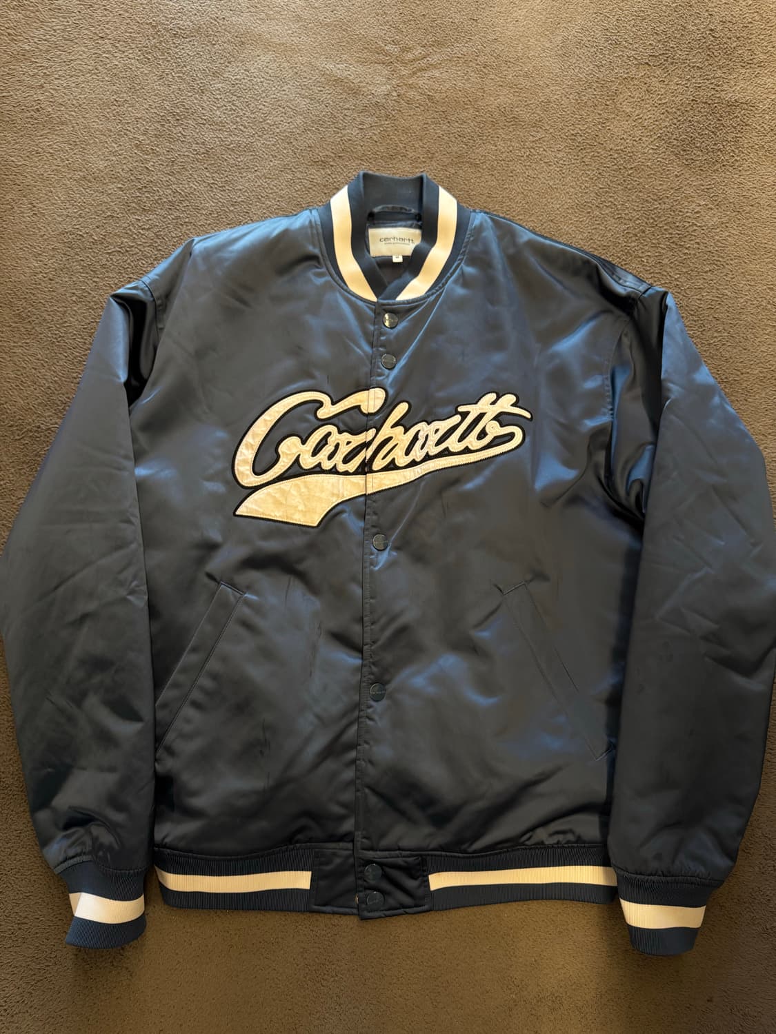 칼하트 wip 리그 바시티 처분  상품이미지1