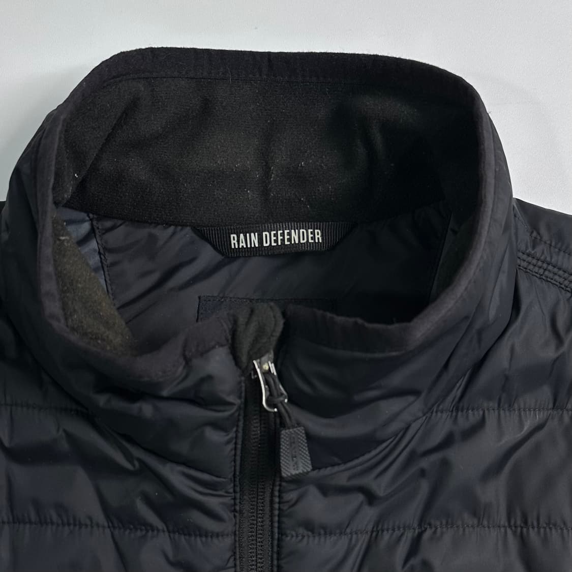 칼하트 레인디펜더 경량 조끼   상품이미지4