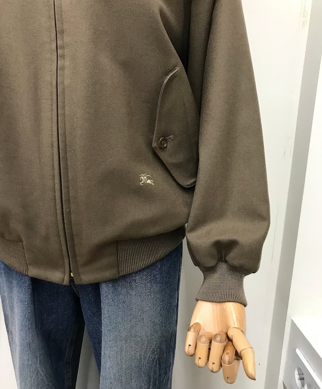 버버리 로고 울 블루종 자켓 상품이미지8