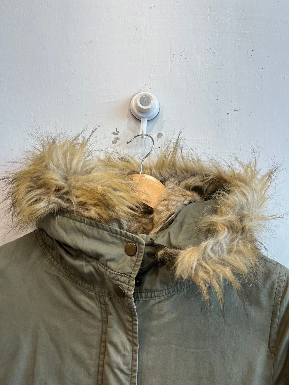 EARTH JPN 어스뮤직 퍼 모즈 피쉬테일 파카 상품이미지3