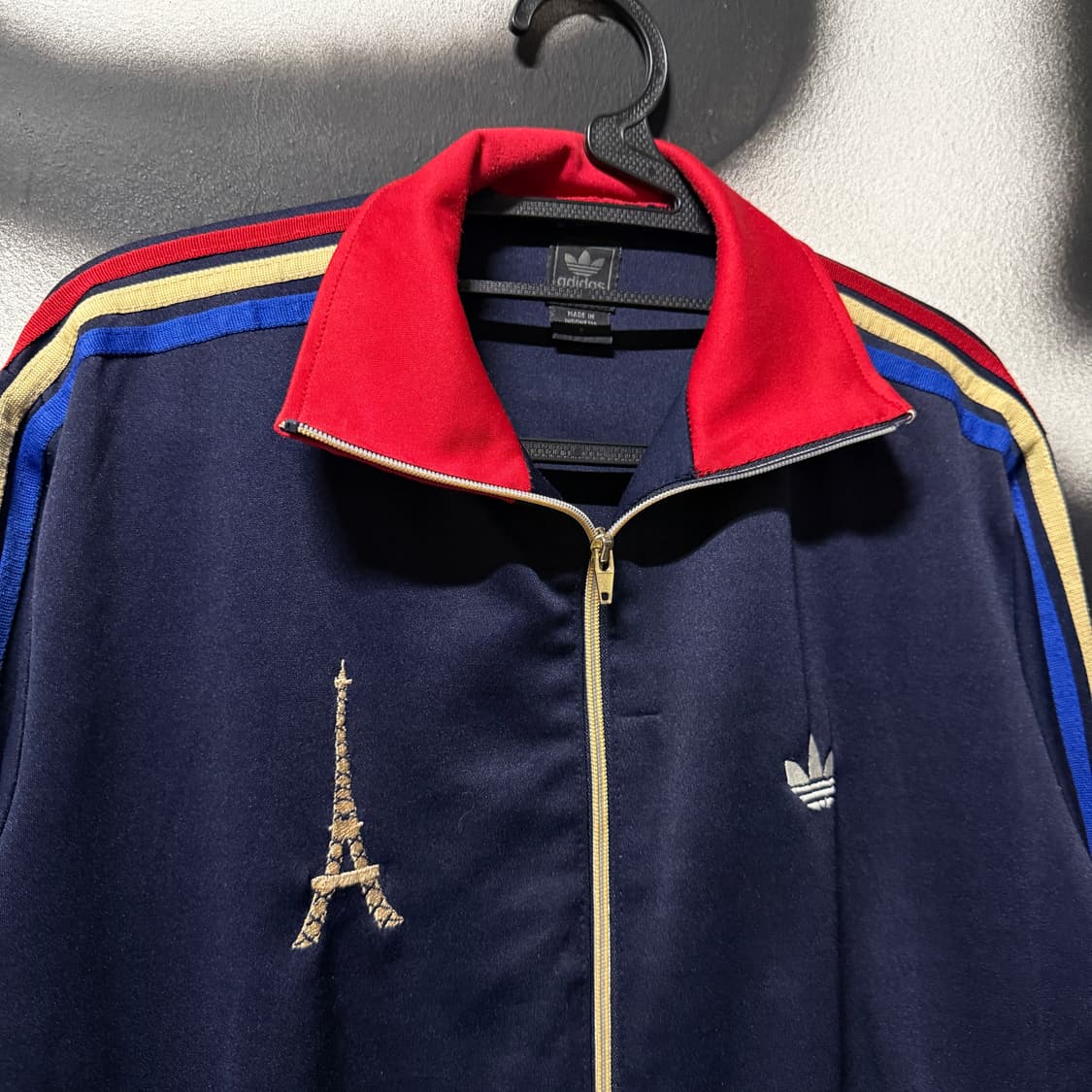 아디다스 우먼스 파이어버드 프랑스 파리 빅 프린팅 올드스쿨 집업 져지 상품이미지3
